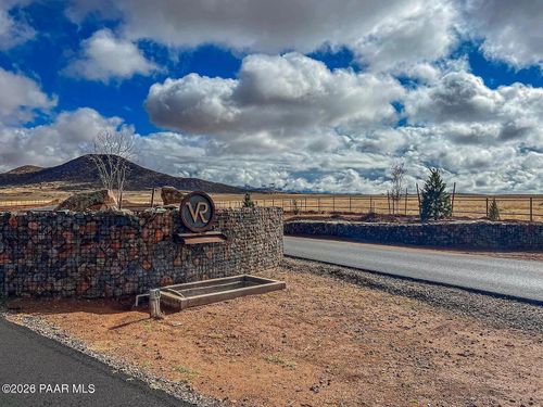 10772 E Stallion Way, Prescott Valley, AZ, 86315-8959 | Card Image