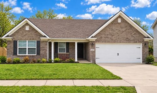 8089 Driftwood Loop, Richmond, KY, 40475-8464 | Card Image