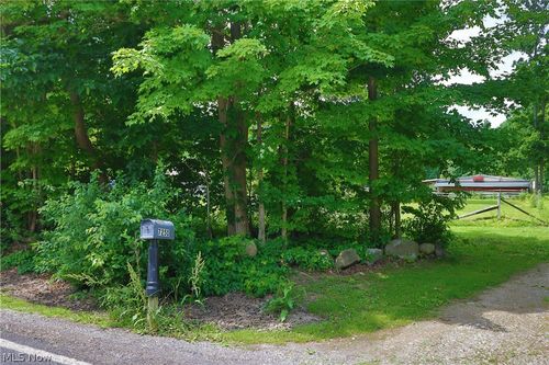 7250 Brakeman Rd, Painesville, OH, 44077-9326 | Card Image