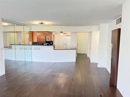 509-1-1770 Ne 191st St, Miami, FL, 33179-4221 | Card Image