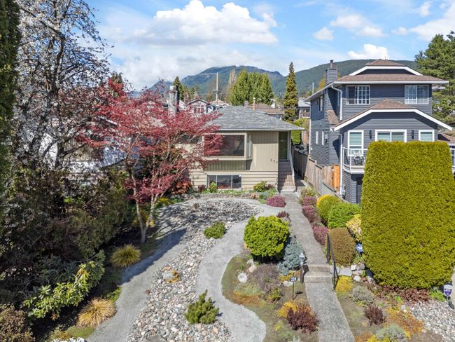 228 W 27 Th Street, House other with 5 bedrooms, 2 bathrooms and 1 parking in North Vancouver BC | Image 33