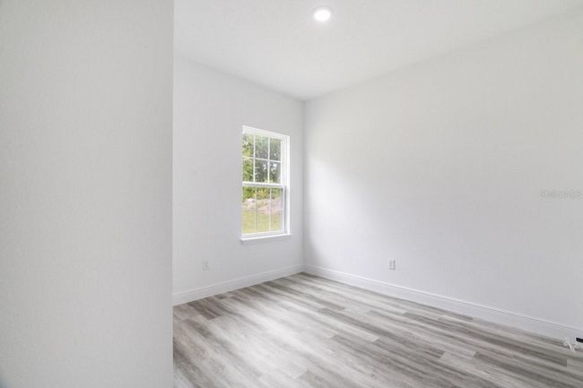13685 Sw 43 Rd Cir, House other with 4 bedrooms, 2 bathrooms and null parking in OCALA FL | Image 13