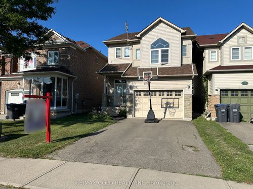 24 Bramoak Cres, Brampton, ON, L7A1T7 | Card Image
