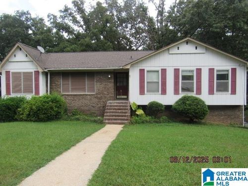 2325 6th St Nw, CENTER POINT, AL, 35215-3207 | Card Image