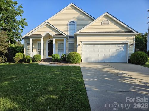 2017 Legend Creek Ln, Charlotte, NC, 28227-7611 | Card Image