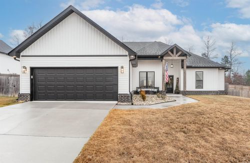 4093 Hampton Dr, Benton, AR, 72019-7045 | Card Image