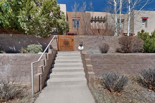 107 Johnson Mesa, Santa Fe, NM, 87508-4806 | Card Image