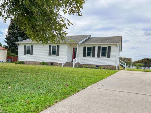 2331 Delia Dr, Elizabeth City, NC, 27909-7701 | Card Image