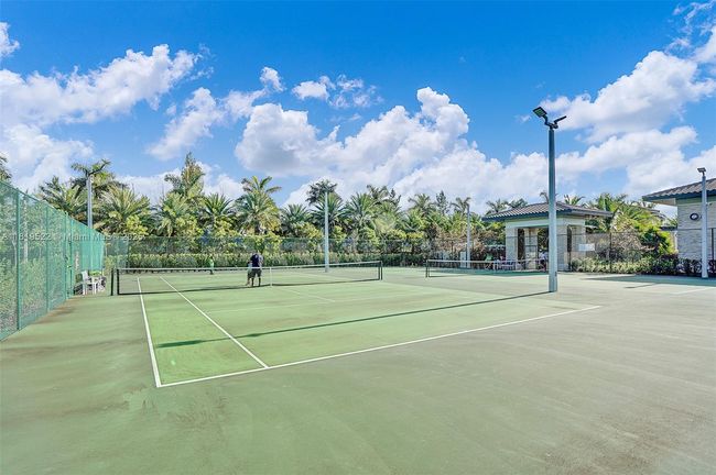10380 Nw 88 Th Ter, Townhouse with 4 bedrooms, 3 bathrooms and null parking in Doral FL | Image 42