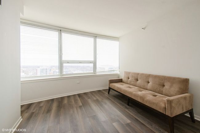 UNIT-1807 - 807 Davis St, Condo with 2 bedrooms, 2 bathrooms and 1 parking in Evanston IL | Image 10
