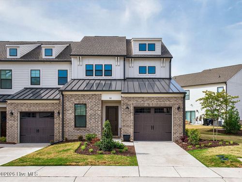 38 N District Avenue, Clayton, NC, 27527 | Card Image