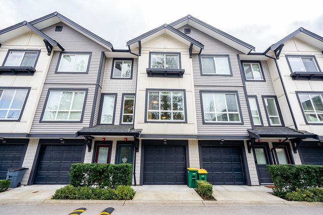 70 - 8570 204 Street, Townhouse with 3 bedrooms, 2 bathrooms and null parking in Langley BC | Image 2
