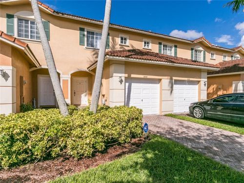 5549-5549 Monte Carlo Pl, Margate, FL, 33068-6205 | Card Image