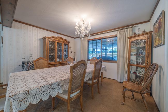 16160 Plateau Cir, House other with 5 bedrooms, 4 bathrooms and null parking in Redding CA | Image 11