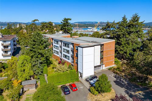 205-520 Foster St, Esquimalt, BC, V9A3R4 | Card Image