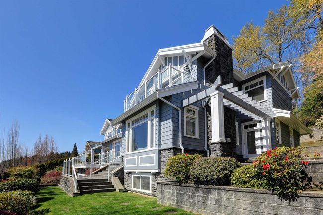 2323 Orchard Lane, House other with 6 bedrooms, 5 bathrooms and 4 parking in West Vancouver BC | Image 24