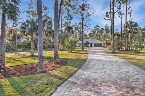 4630 1st Ave Sw, NAPLES, FL, 34119-2639 | Card Image