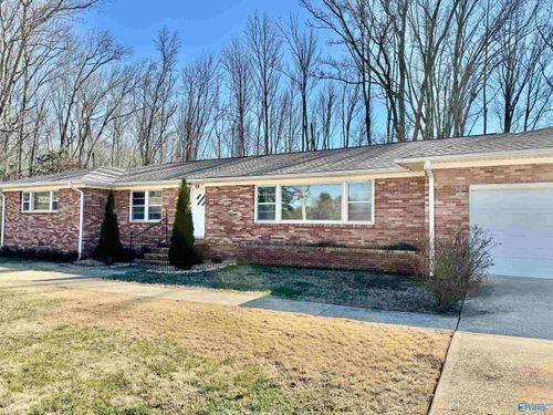 118 Pauline Dr, Hazel Green, AL, 35750-8933 | Card Image