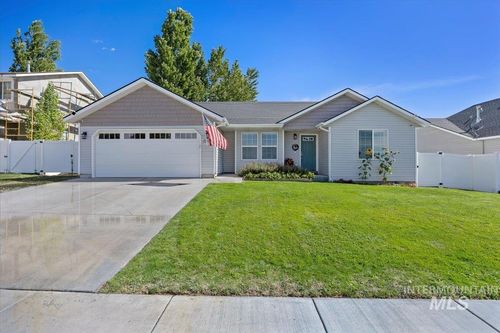 1504 N Evergreen St, Jerome, ID, 83338-5154 | Card Image