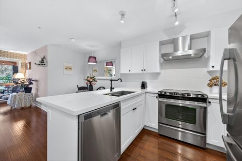 116-500 Royal Ave, New Westminster, BC, V3L0G5 | Card Image