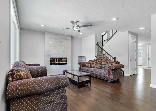 100 Red Embers Terrace Ne, House other with 5 bedrooms, 4 bathrooms and 5 parking in Calgary AB | Image 13
