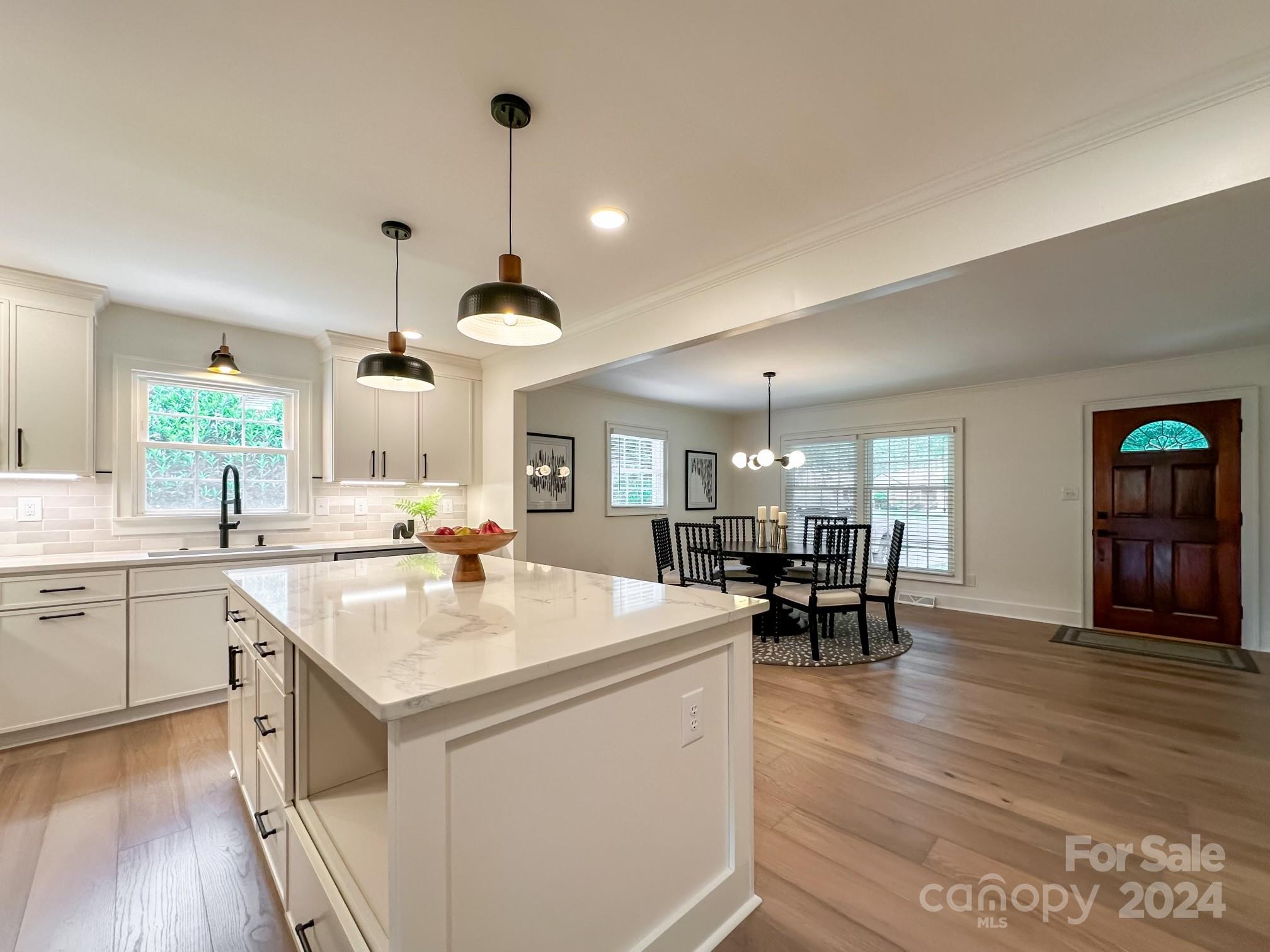 Rose Valley Dr, Charlotte, NC 28210