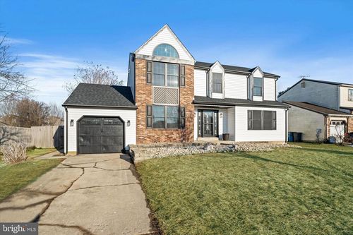 411 Pheasant Cir, BEAR, DE, 19701-2723 | Card Image