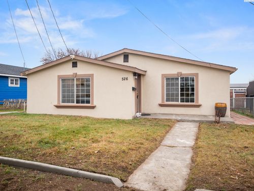 526 W Entiat Ave, Kennewick, WA, 99336-3620 | Card Image