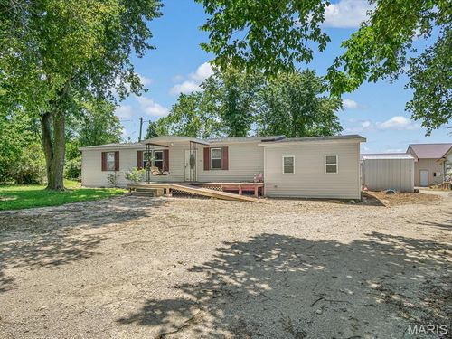 8816 State Route 154, Baldwin, IL, 62217-1326 | Card Image