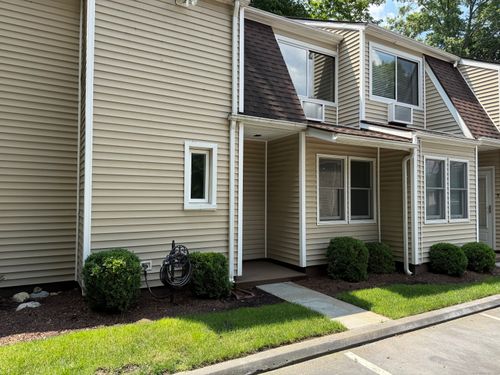apt-2-30 De Bera Ln, Stamford, CT, 06902-3549 | Card Image