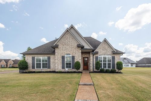 4903 Margarette Cir W, Olive Branch, MS, 38654-6971 | Card Image