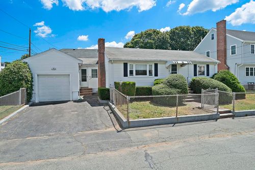 56 Dayton St, Quincy, MA, 02169-1614 | Card Image