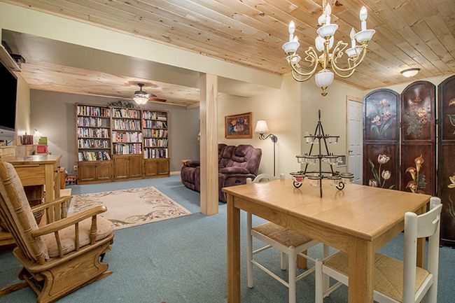 Lower Level Family Room | Image 34
