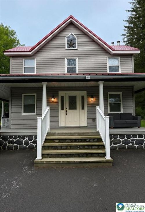 1215 Upper Seese Hill Rd, Canadensis, PA, 18325-7895 | Card Image