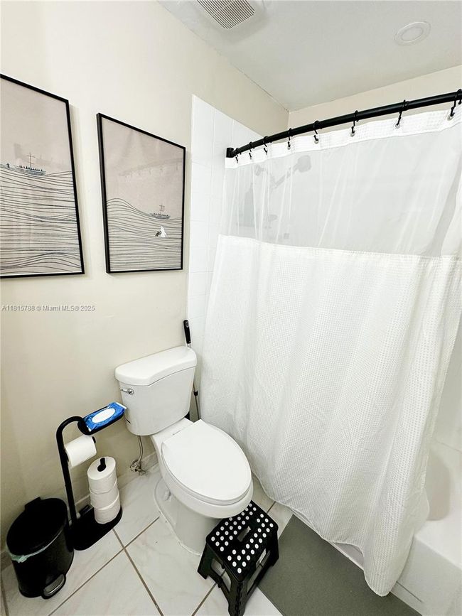 APT-902 - 5975 Sw 137 Th Ave, Townhouse with 2 bedrooms, 3 bathrooms and null parking in Miami FL | Image 14