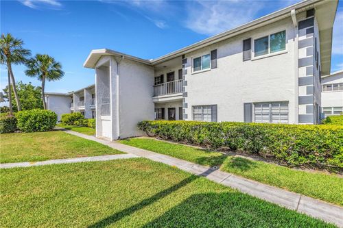 376-105 47th Avenue Dr W, BRADENTON, FL, 34207-2133 | Card Image