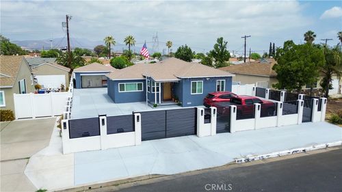 8118 Gentry Ave, North Hollywood, CA, 91606 | Card Image