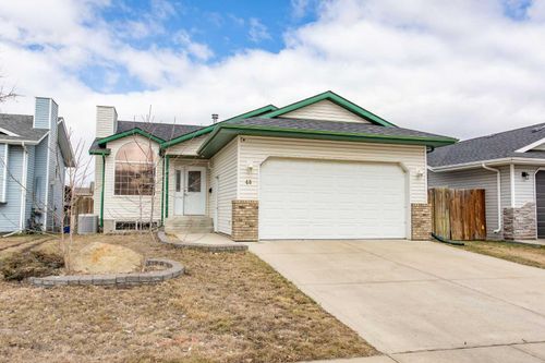 48 Duval Close, Red Deer, AB, T4R2Y7 | Card Image