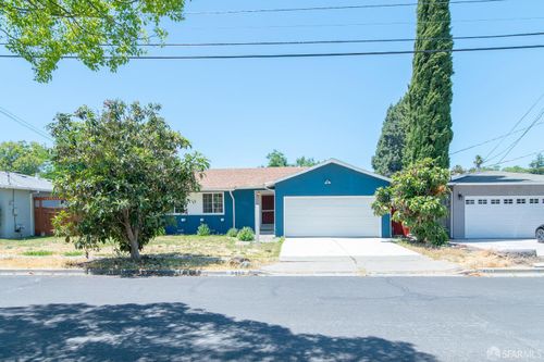 3453 Thunderbird Dr, Concord, CA, 94520-1526 | Card Image