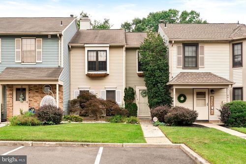 43 Devon Ct, Robbinsville, NJ, 08691-3104 | Card Image