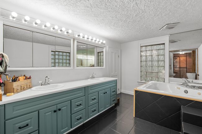1020 Miller Rd, House other with 3 bedrooms, 2 bathrooms and null parking in Plainwell MI | Image 17