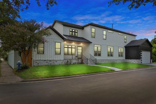 6001 Norhill Blvd, Houston, TX, 77009-2450 | Card Image