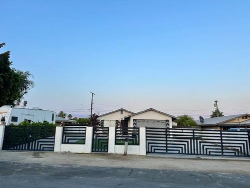 16290 Via Vis, Desert Hot Springs, CA, 92240-1010 | Card Image