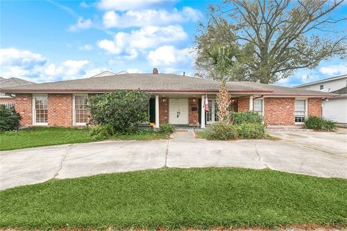 5705 W Esplanade Ave, Metairie, LA, 70003-1229 | Card Image