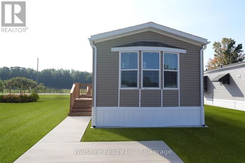 7-11981 Plank Rd, Tillsonburg, ON, N4G4G9 | Card Image