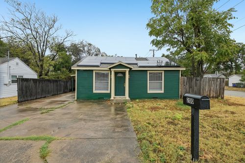 200 N Roe St, White Settlement, TX, 76108-1713 | Card Image