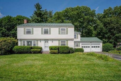 12 Longmeadow Rd, Dover, NH, 03820-4217 | Card Image