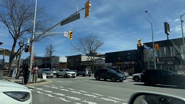 215 - 21 Park St E, Condo with 2 bedrooms, 2 bathrooms and null parking in Mississauga ON | Image 37