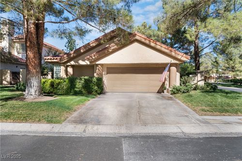 7960 Bermuda Dunes Ave, Las Vegas, NV, 89113-1224 | Card Image