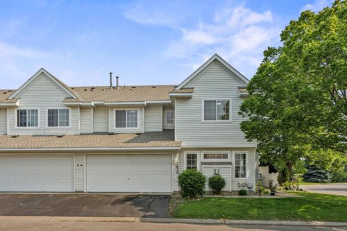 7838 Harvest Ln, Chanhassen, MN, 55317-8453 | Card Image